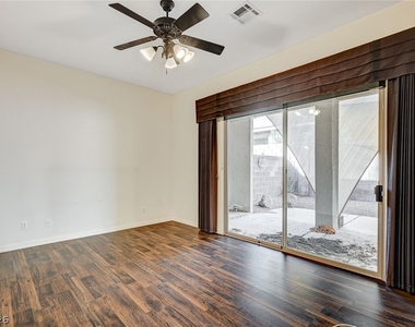 9197 Grey Pebble Court - Photo Thumbnail 25