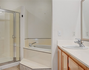 9197 Grey Pebble Court - Photo Thumbnail 32