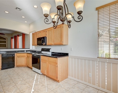 9197 Grey Pebble Court - Photo Thumbnail 24