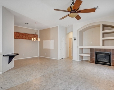 9197 Grey Pebble Court - Photo Thumbnail 5