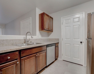 7885 W Flamingo Road - Photo Thumbnail 9