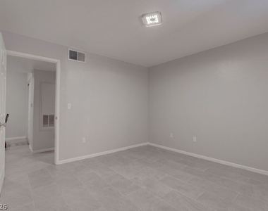7885 W Flamingo Road - Photo Thumbnail 16