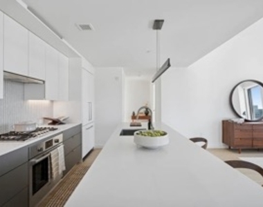 243 West 28th Street - Photo Thumbnail 1