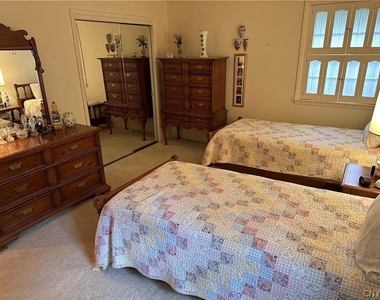4564 Stoneledge Lane - Photo Thumbnail 14
