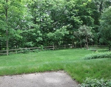 4564 Stoneledge Lane - Photo Thumbnail 3