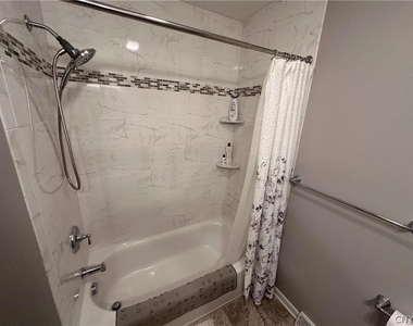 4564 Stoneledge Lane - Photo Thumbnail 13