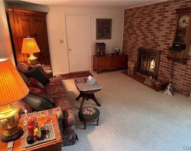 4564 Stoneledge Lane - Photo Thumbnail 12