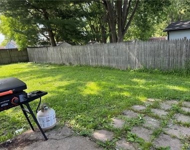 7891 Areopagitica Avenue - Photo Thumbnail 23
