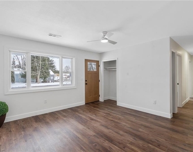 7891 Areopagitica Avenue - Photo Thumbnail 4