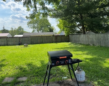 7891 Areopagitica Avenue - Photo Thumbnail 24