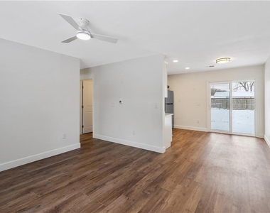 7891 Areopagitica Avenue - Photo Thumbnail 6