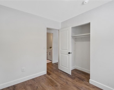 7891 Areopagitica Avenue - Photo Thumbnail 19
