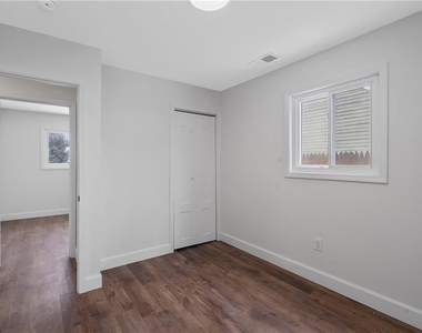 7891 Areopagitica Avenue - Photo Thumbnail 15