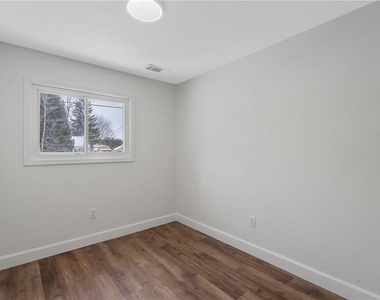 7891 Areopagitica Avenue - Photo Thumbnail 18