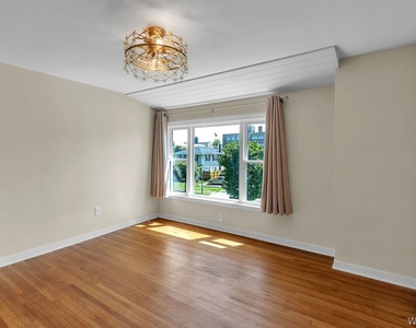 69 Berryman Drive - Photo Thumbnail 17