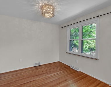 69 Berryman Drive - Photo Thumbnail 7
