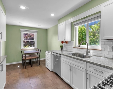 69 Berryman Drive - Photo Thumbnail 9