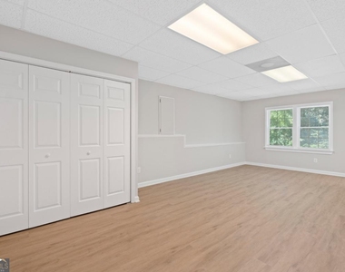 3418 Rose Arbor Court - Photo Thumbnail 9