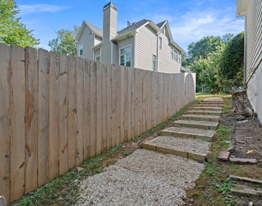 3418 Rose Arbor Court - Photo Thumbnail 18