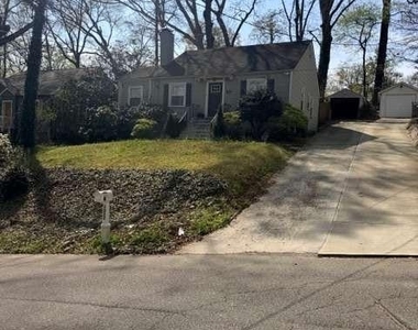 1923 Thompson Avenue - Photo Thumbnail 2