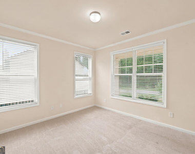 3428 South Scales Road - Photo Thumbnail 12