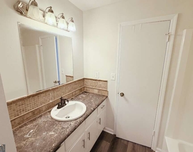 3131 Goode Road - Photo Thumbnail 12