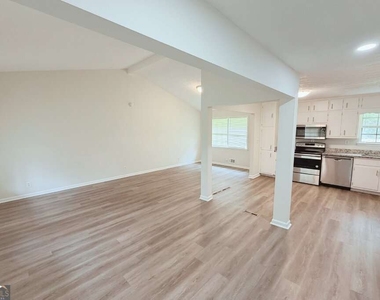 3131 Goode Road - Photo Thumbnail 11