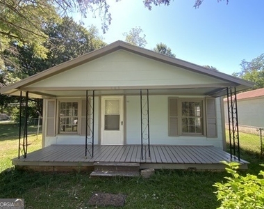 205 Auburn Avenue - Photo Thumbnail 1