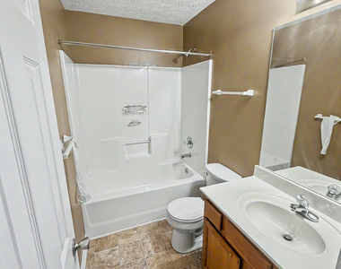 2878 Snapfinger Manor - Photo Thumbnail 22