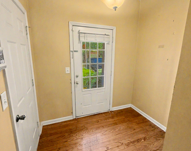 2878 Snapfinger Manor - Photo Thumbnail 3