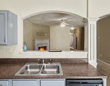 2878 Snapfinger Manor - Photo Thumbnail 14