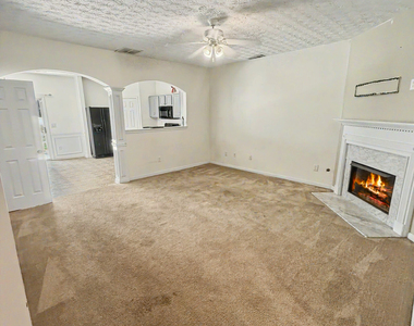2878 Snapfinger Manor - Photo Thumbnail 5