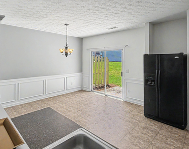 2878 Snapfinger Manor - Photo Thumbnail 11