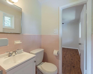 3213 Bobbie Lane - Photo Thumbnail 18