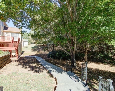 2020 Ridge Gate Driv - Photo Thumbnail 36