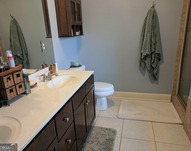 658 Irwin Street Ne - Photo Thumbnail 13
