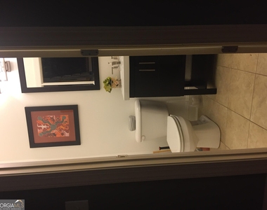 658 Irwin Street Ne - Photo Thumbnail 10