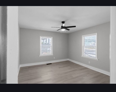 1515 Jonesboro Road Se - Photo Thumbnail 6
