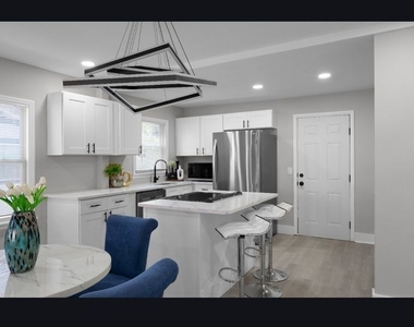 1515 Jonesboro Road Se - Photo Thumbnail 4