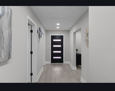 1515 Jonesboro Road Se - Photo Thumbnail 1
