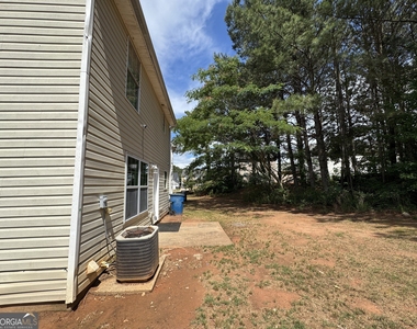 330 Crestfield Circle - Photo Thumbnail 9