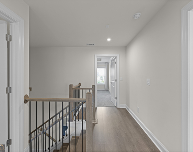 2042 Violet Lane - Photo Thumbnail 32