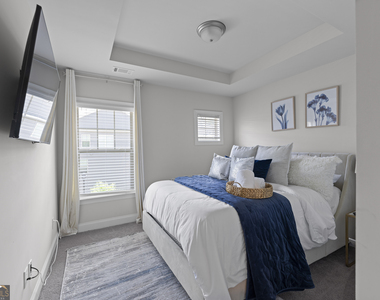 2042 Violet Lane - Photo Thumbnail 36