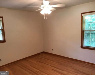 1321 Mary Dale Drive - Photo Thumbnail 10
