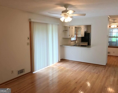 1321 Mary Dale Drive - Photo Thumbnail 8