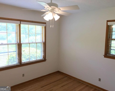 1321 Mary Dale Drive - Photo Thumbnail 11