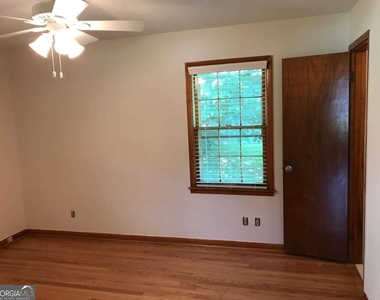 1321 Mary Dale Drive - Photo Thumbnail 14