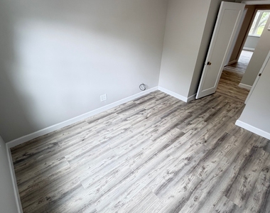 75-56 199th Street - Photo Thumbnail 19