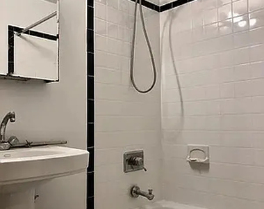 538 West 149th Street - Photo Thumbnail 6