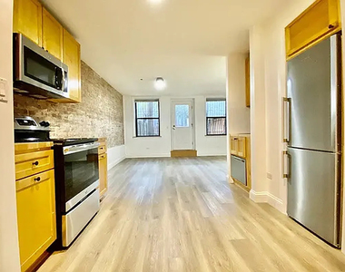 538 West 149th Street - Photo Thumbnail 1